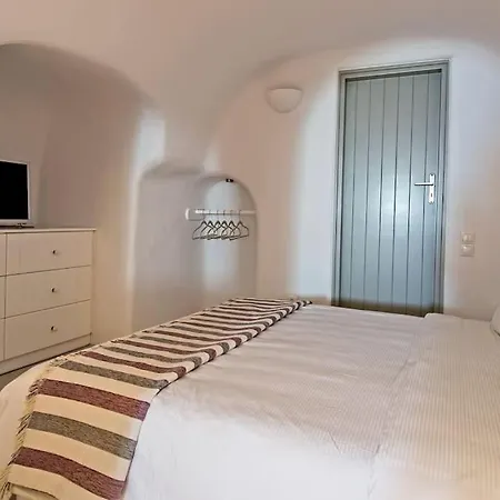 Holiday home Seacrest Villa-volcano View *